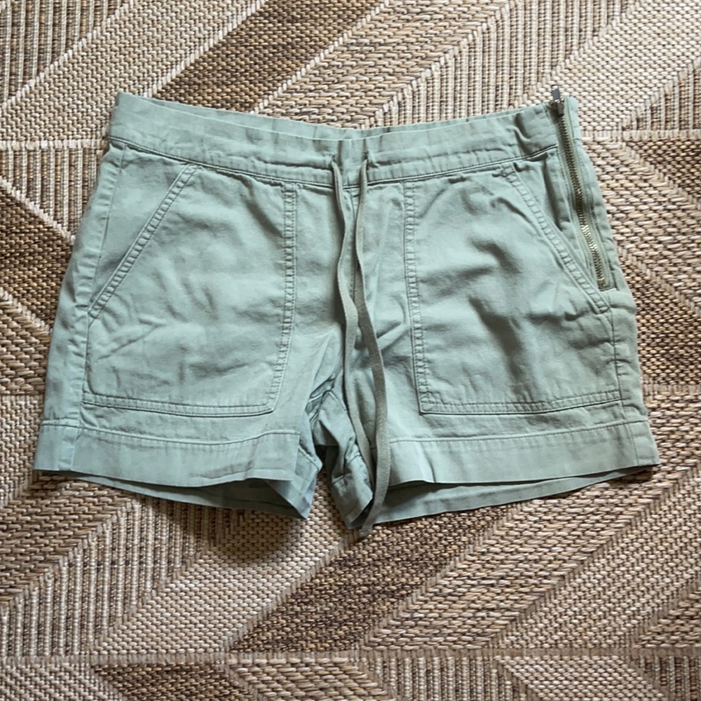 CAbi shorts